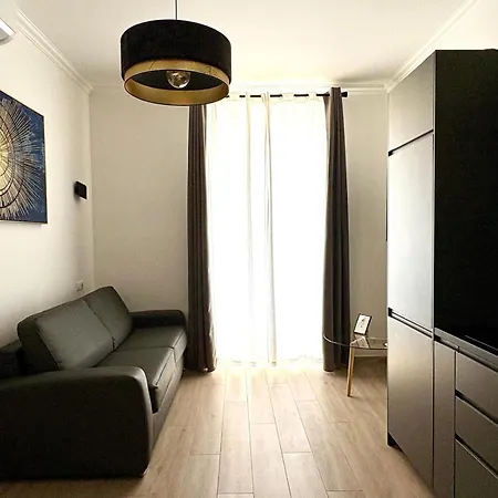 Beautifull Delille Flat Апартаменты Ницца